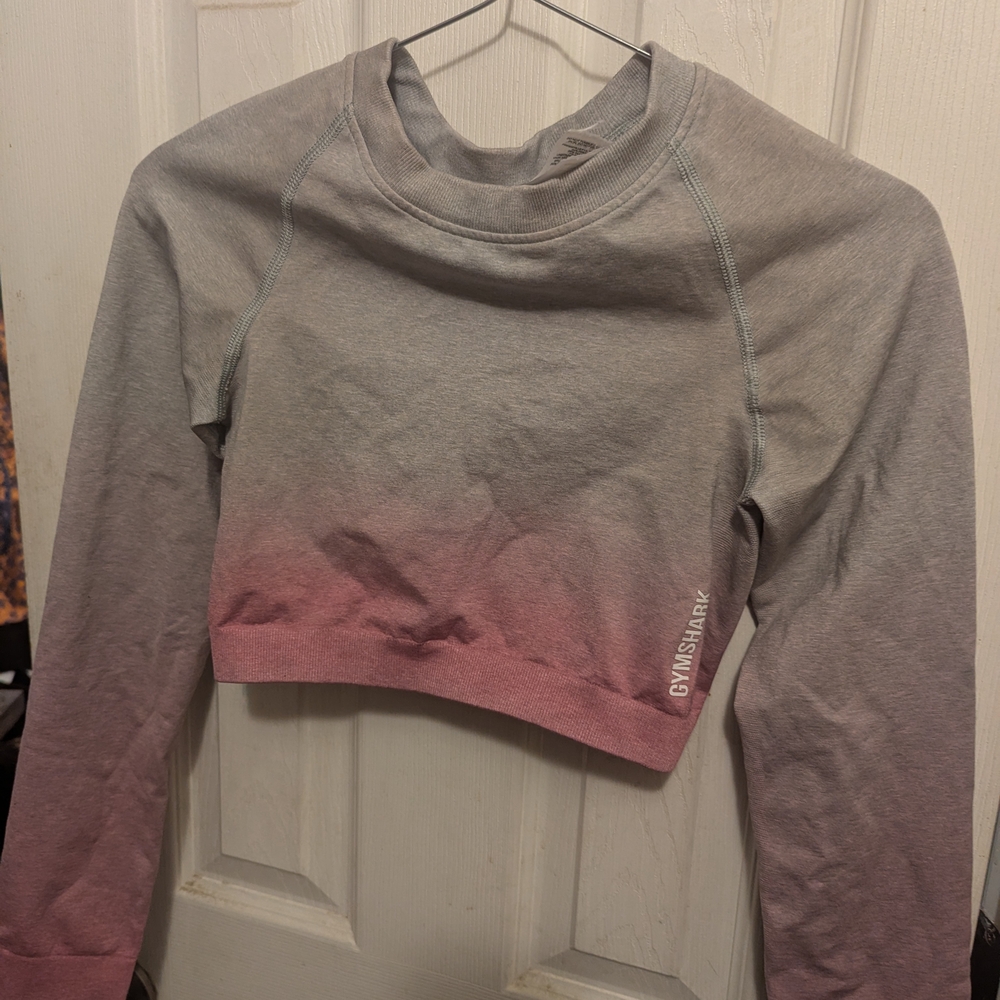 Gymshark Women's Ombre Gray and Pink Crop Top